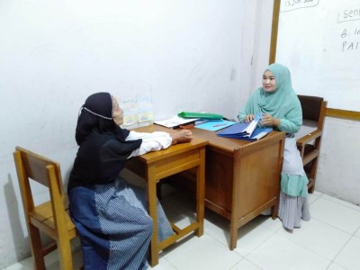 Penyerahan Rapor Akhir Semester Genap TP 2021/2022