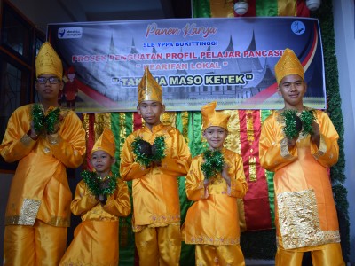 Tim Tari Tempurung SLB Autisma YPPA 