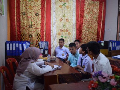 Wawancara dengan peserta didik