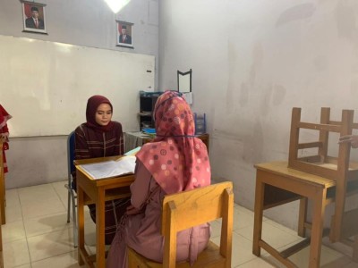 Penyerahan Rapor Akhir Semester Genap TP 2021/2022