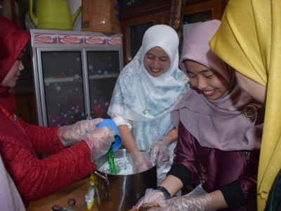 Membuat onde-onde
